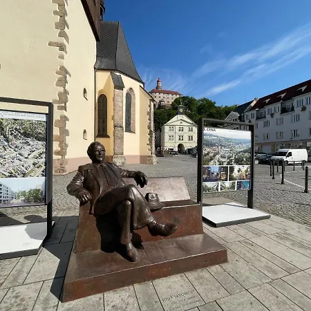 Brodsky * Červený Kostelec